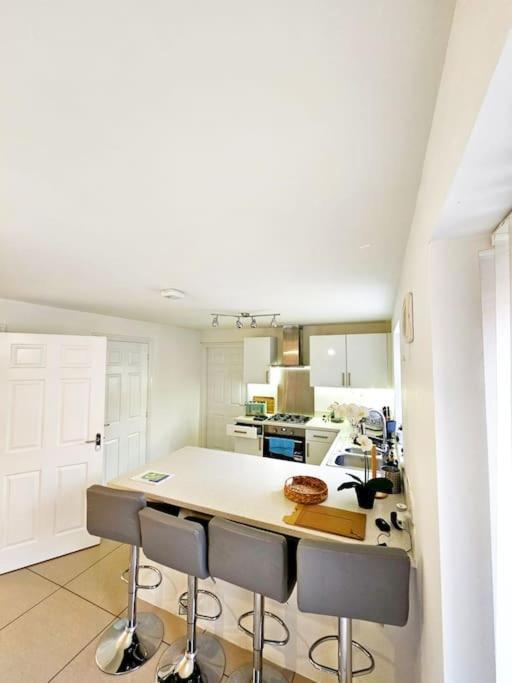 Spacious Modern 4Bd House Kingston upon Hull Kültér fotó
