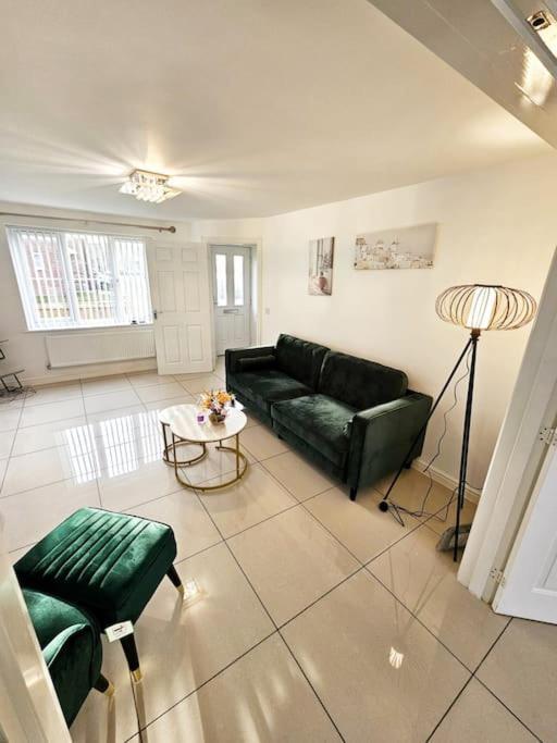 Spacious Modern 4Bd House Kingston upon Hull Kültér fotó