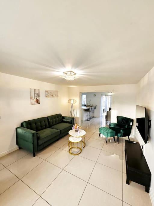 Spacious Modern 4Bd House Kingston upon Hull Kültér fotó
